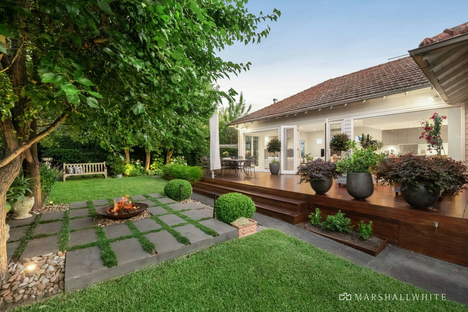 6 Louise Avenue, Mont Albert, VIC