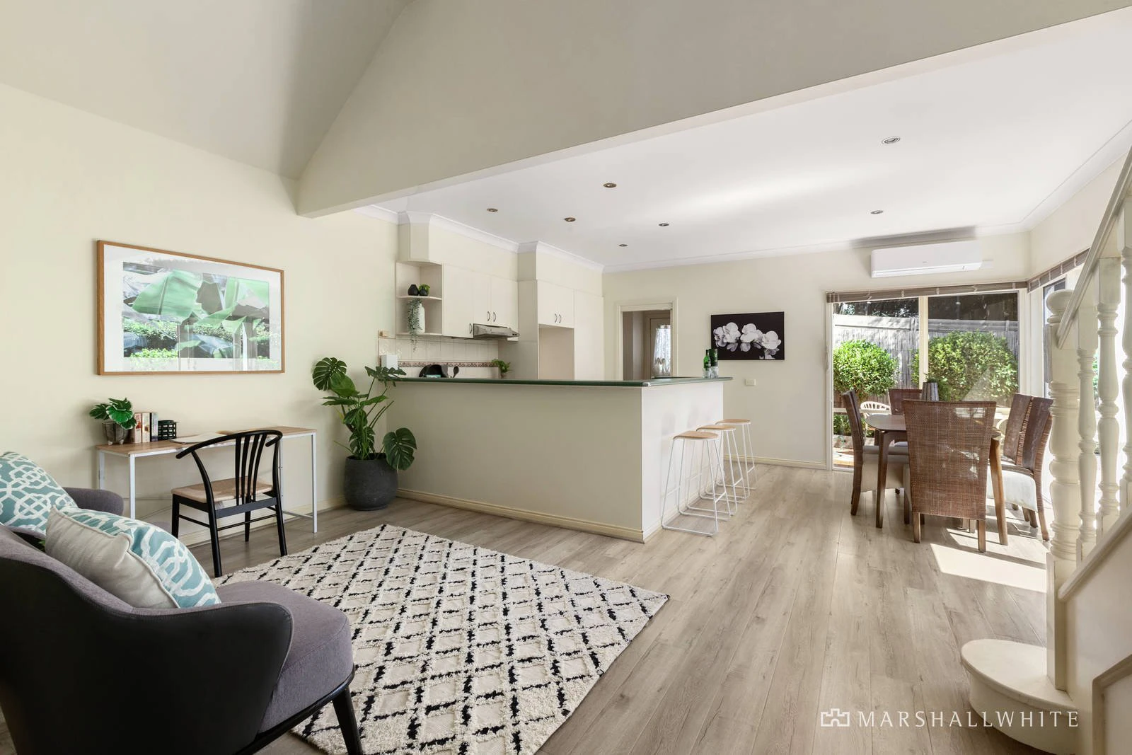 17 Mirrabook Court, Berwick, VIC