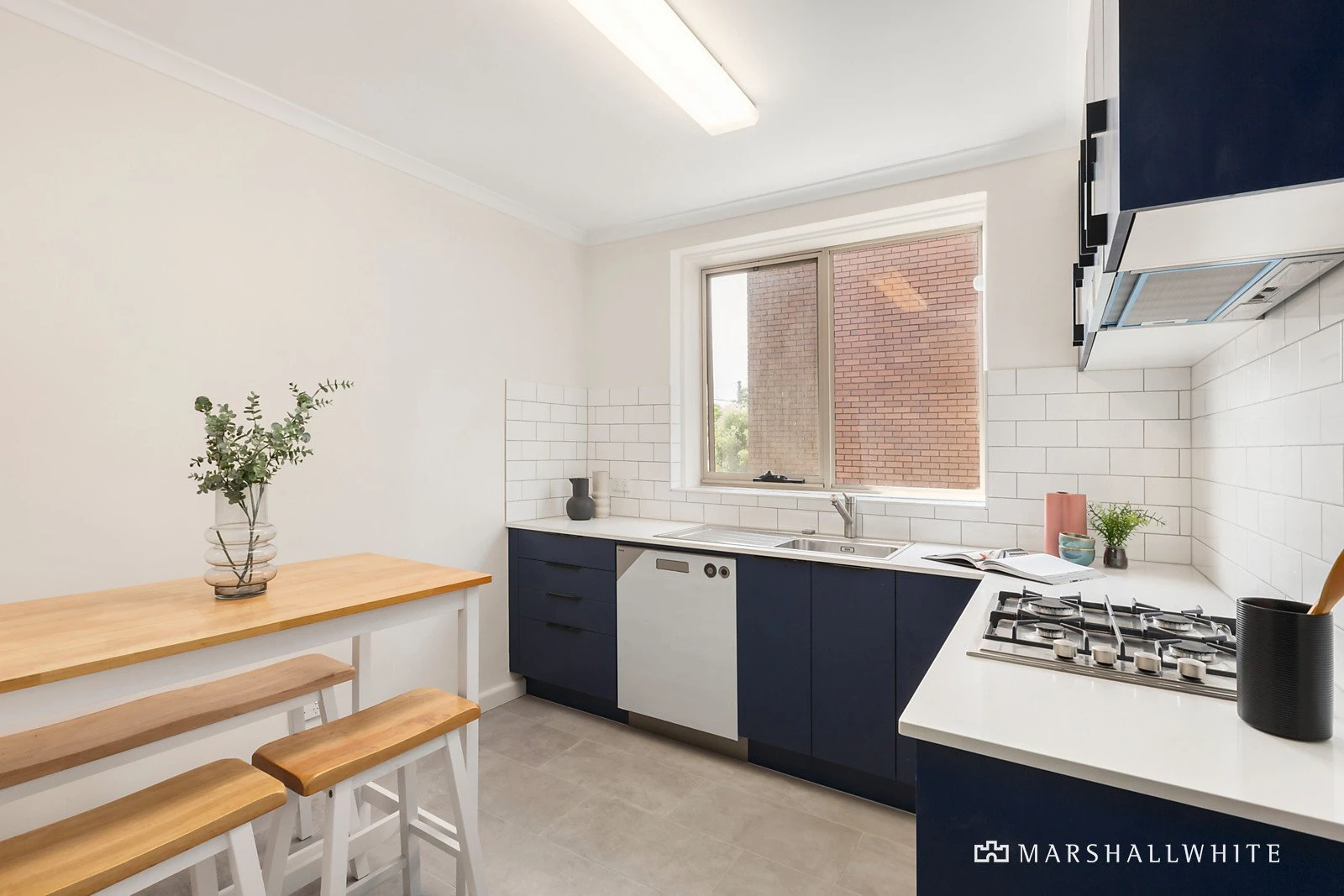 2/70 Patterson Street, Middle Park, VIC