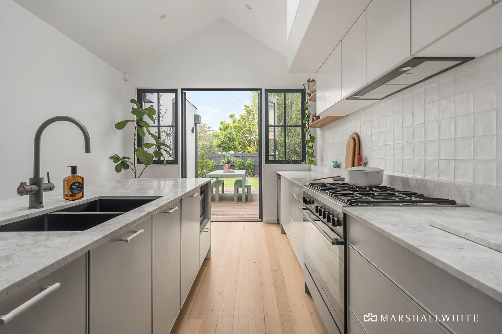 1181 Dandenong Road, Malvern East, VIC