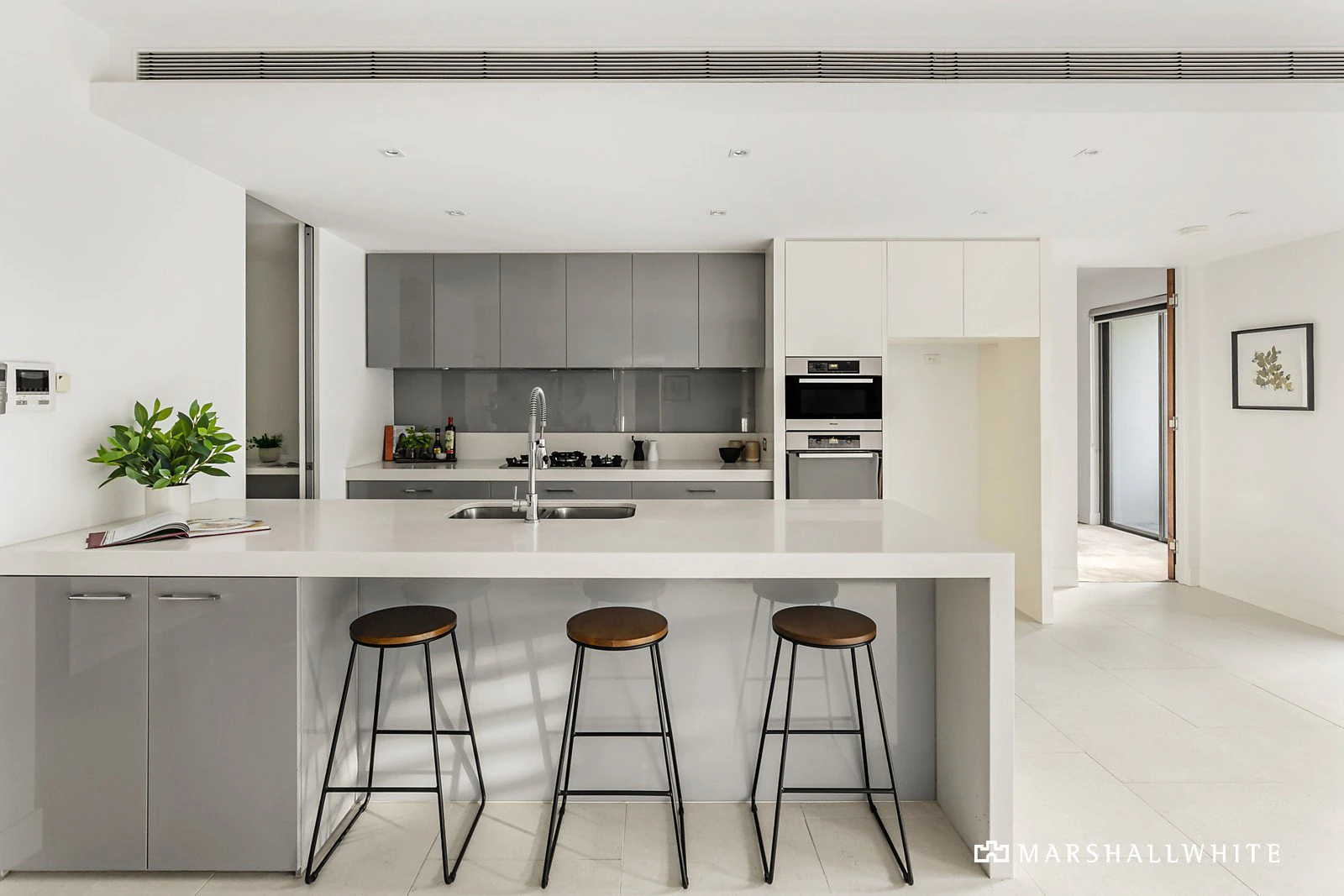 211/33 Wattle Road, Hawthorn, VIC