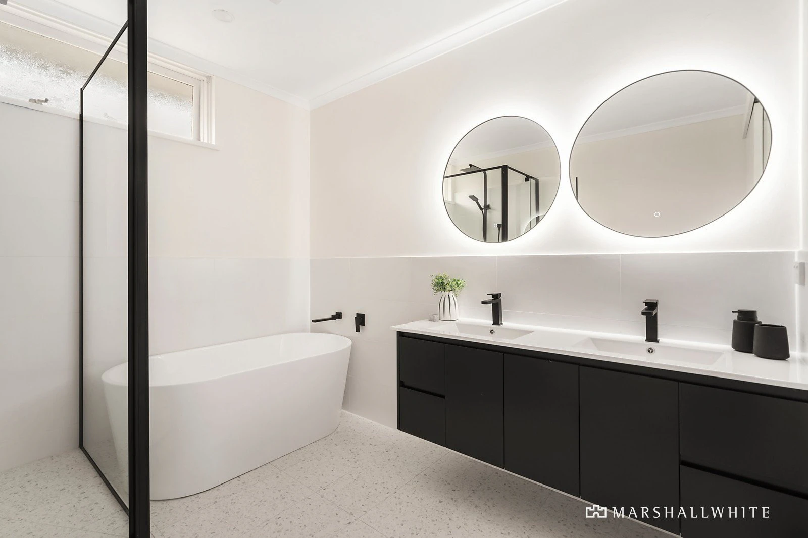 3/2-4 Rosaline Avenue, Mount Waverley, VIC