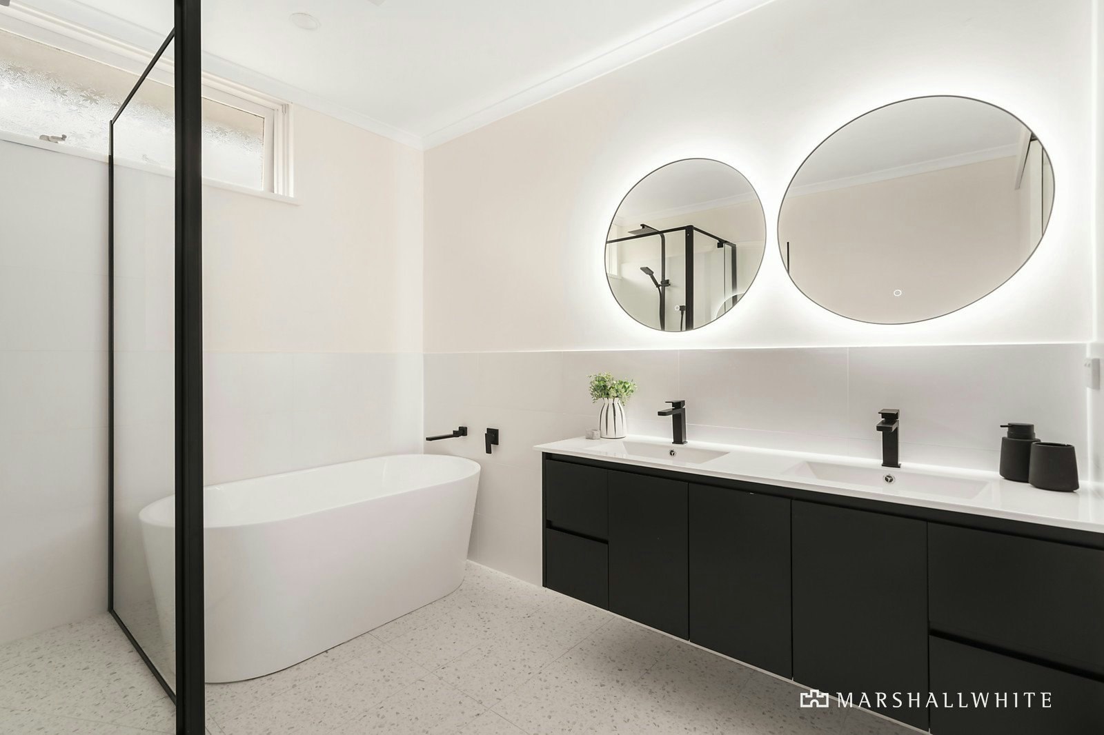 3/2-4 Rosaline Avenue, Mount Waverley, VIC