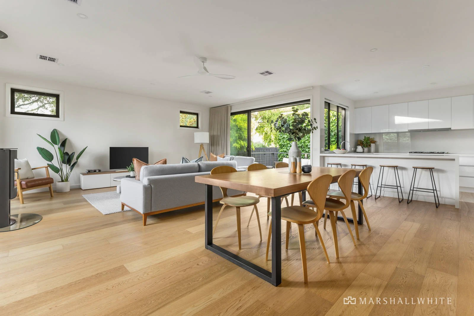 5/8 Pennant Lane, Surrey Hills, VIC