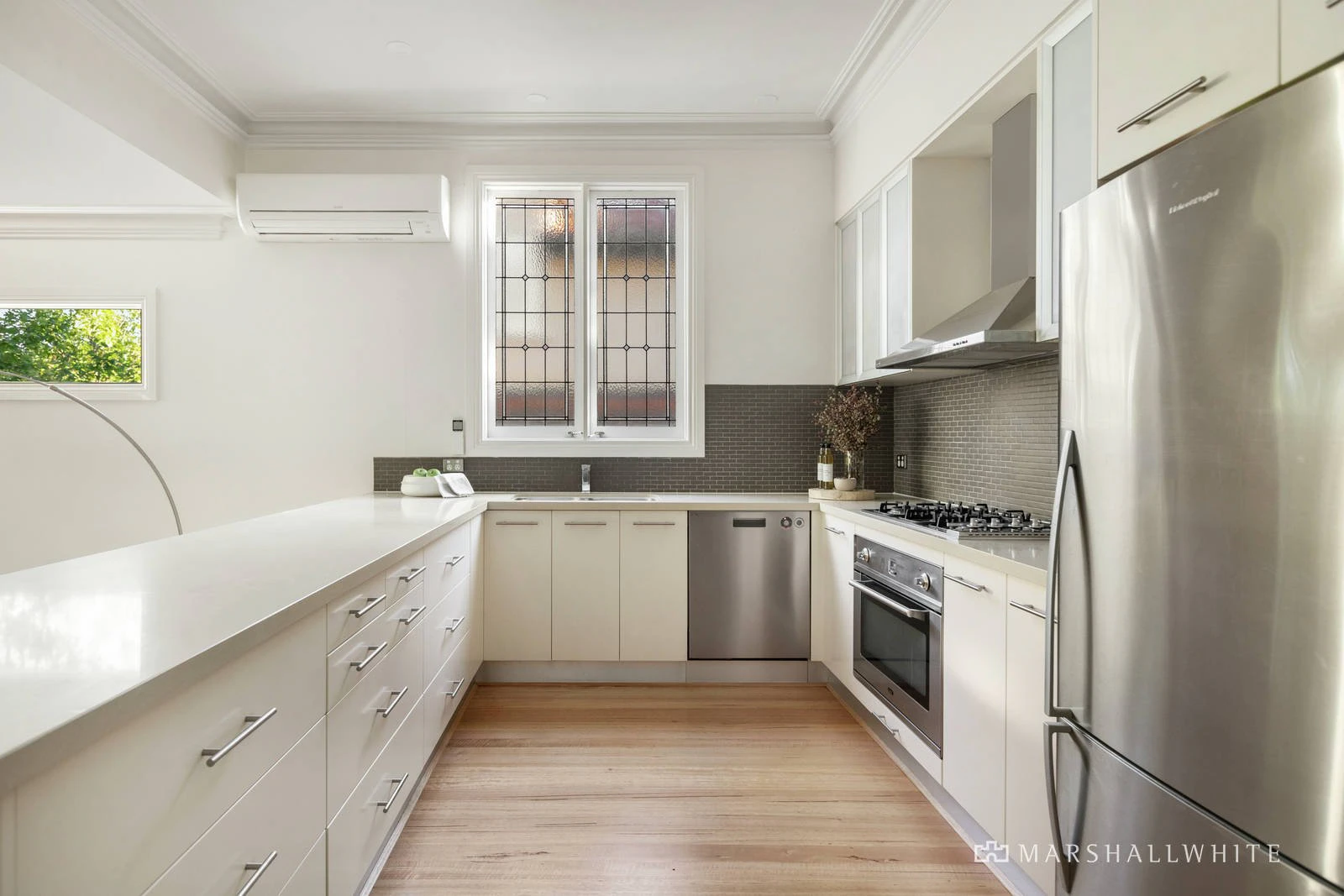 17 Anderson Street, Surrey Hills, VIC