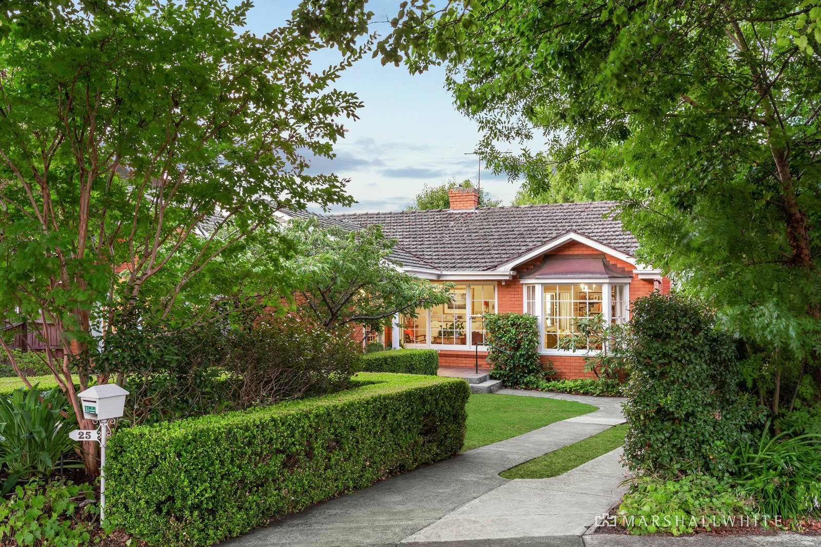 25 Grange Street, Mont Albert, VIC