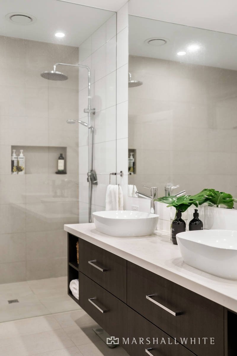 41 Faversham Road, Canterbury, VIC