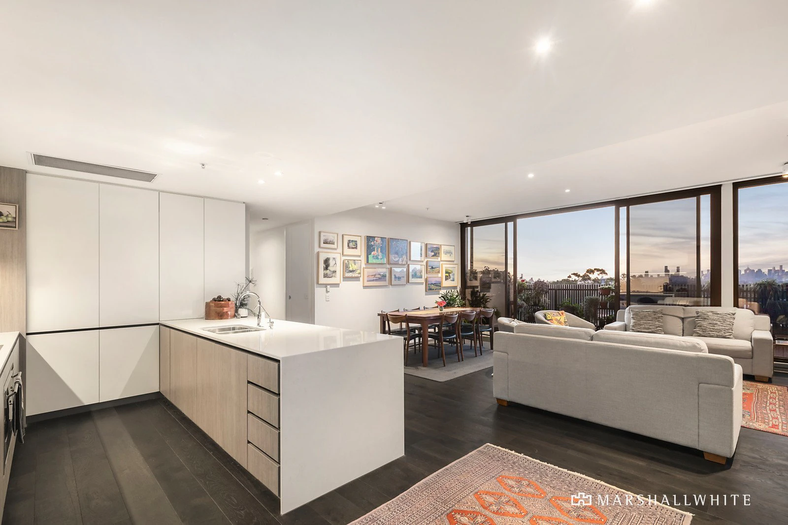 302/828 Burke Road, Camberwell, VIC