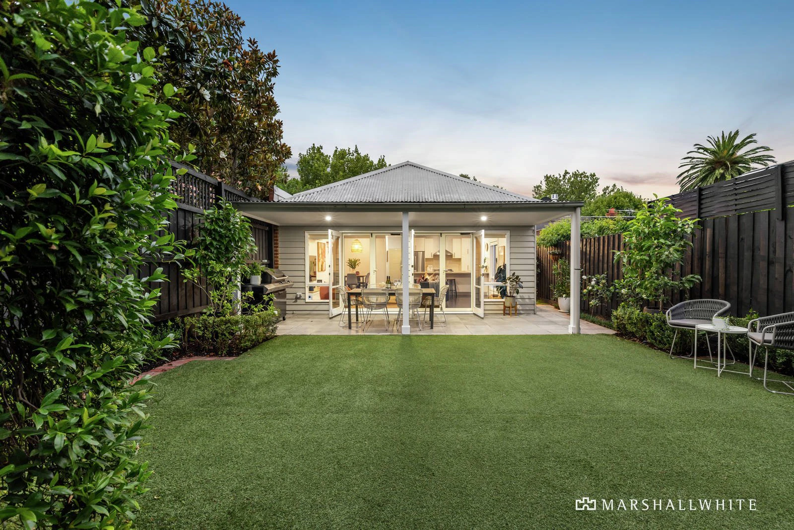 18 Moama Road, Malvern East, VIC