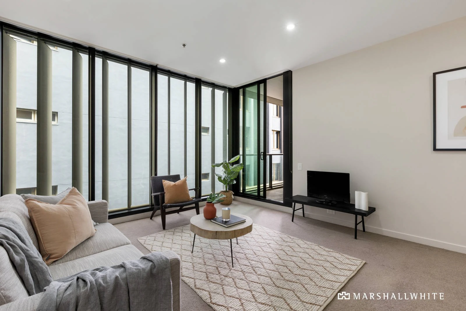 607/70 Queens Road, Melbourne, VIC