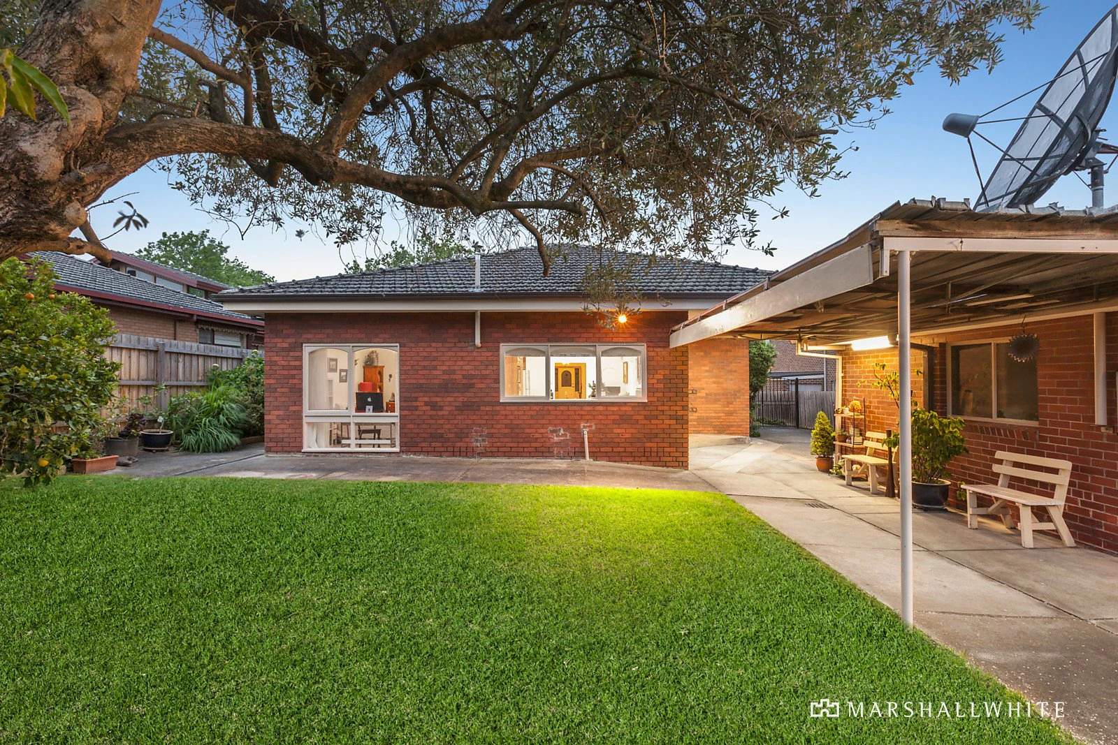 18 Donna Buang Street, Camberwell, VIC