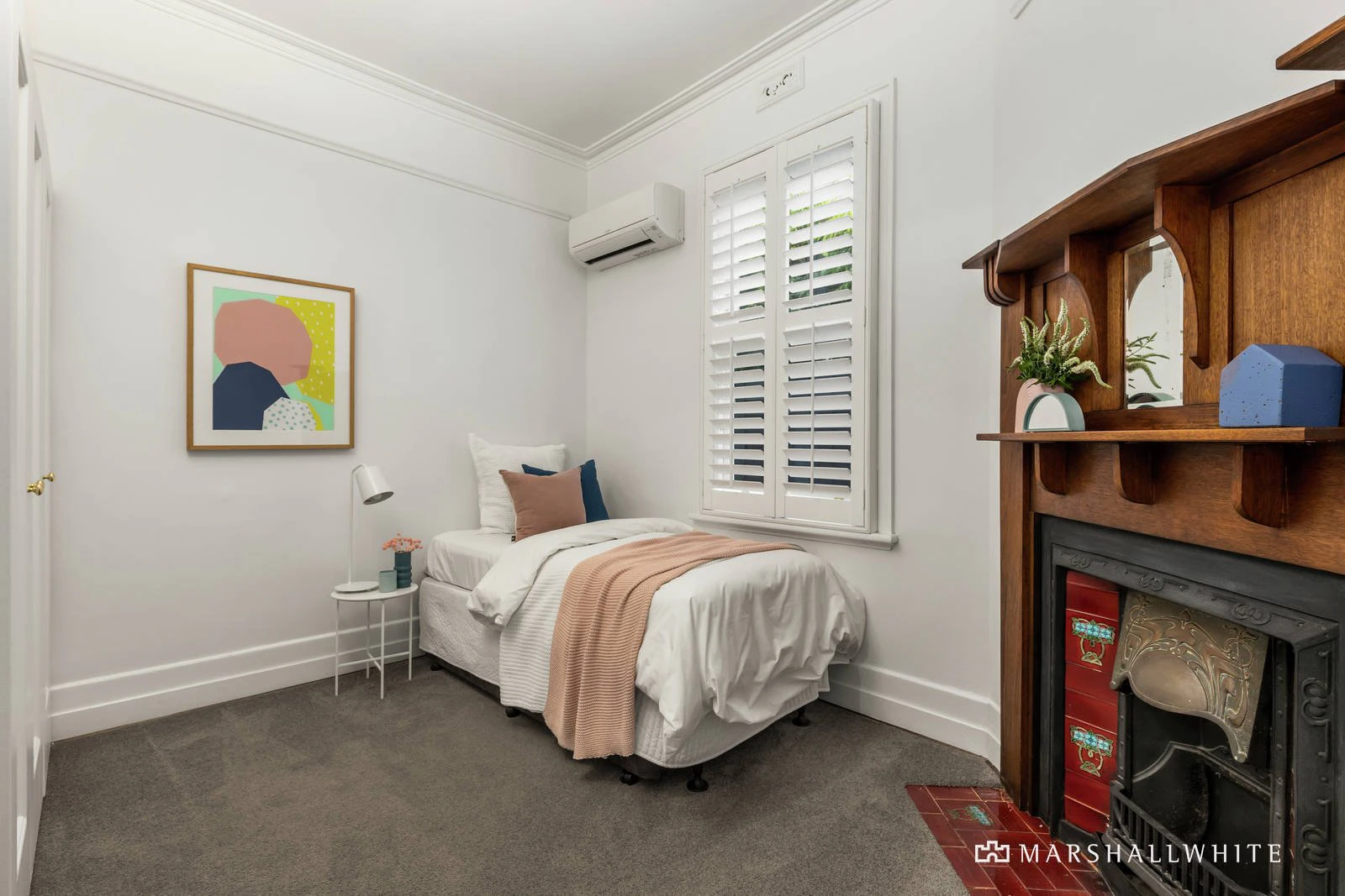 18 Moama Road, Malvern East, VIC