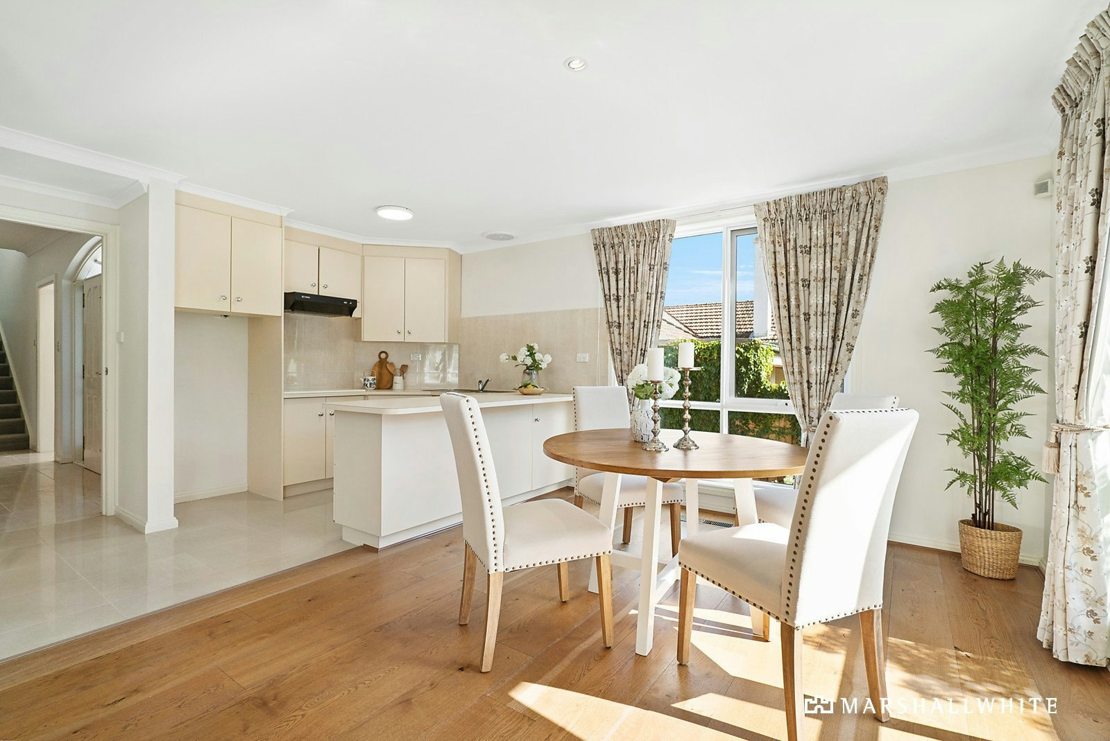 9A Marshall Avenue, Kew, VIC