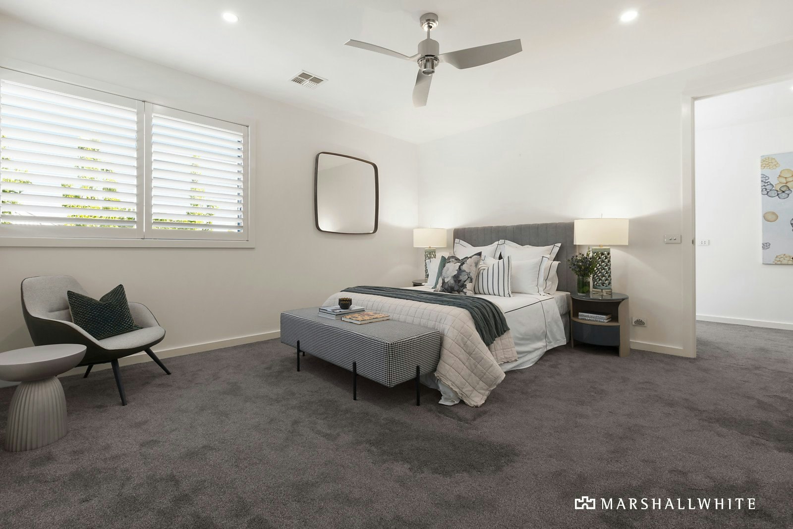 2/27 Faversham Road, Canterbury, VIC