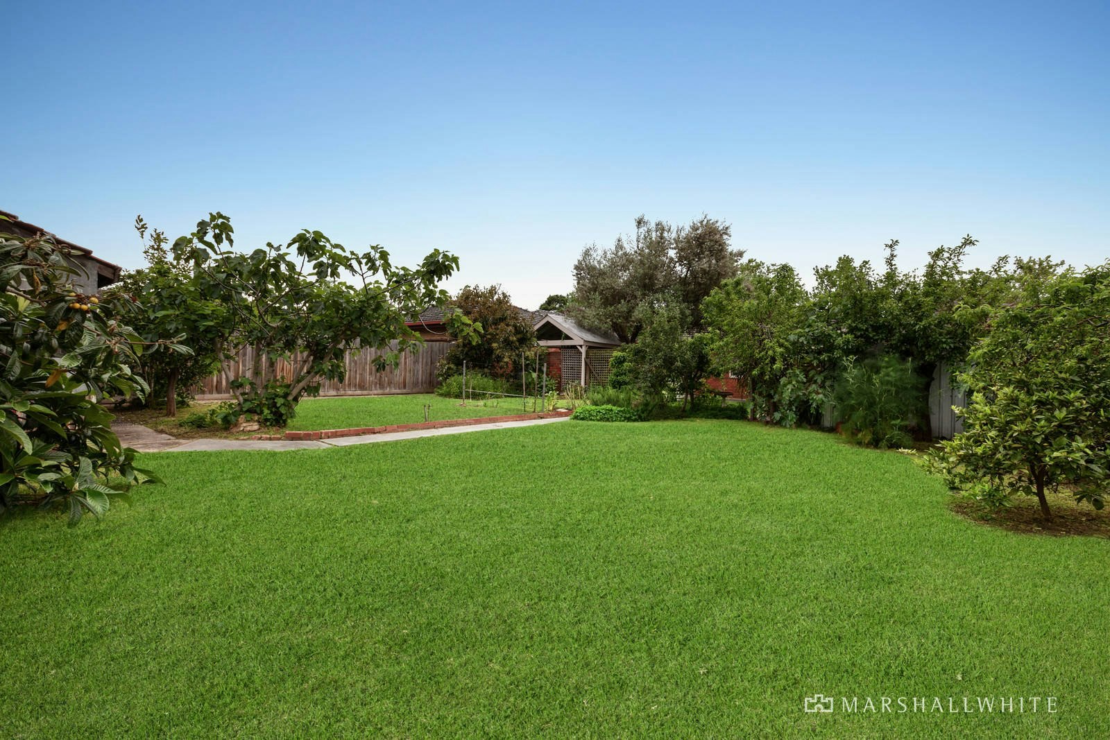 18 Donna Buang Street, Camberwell, VIC