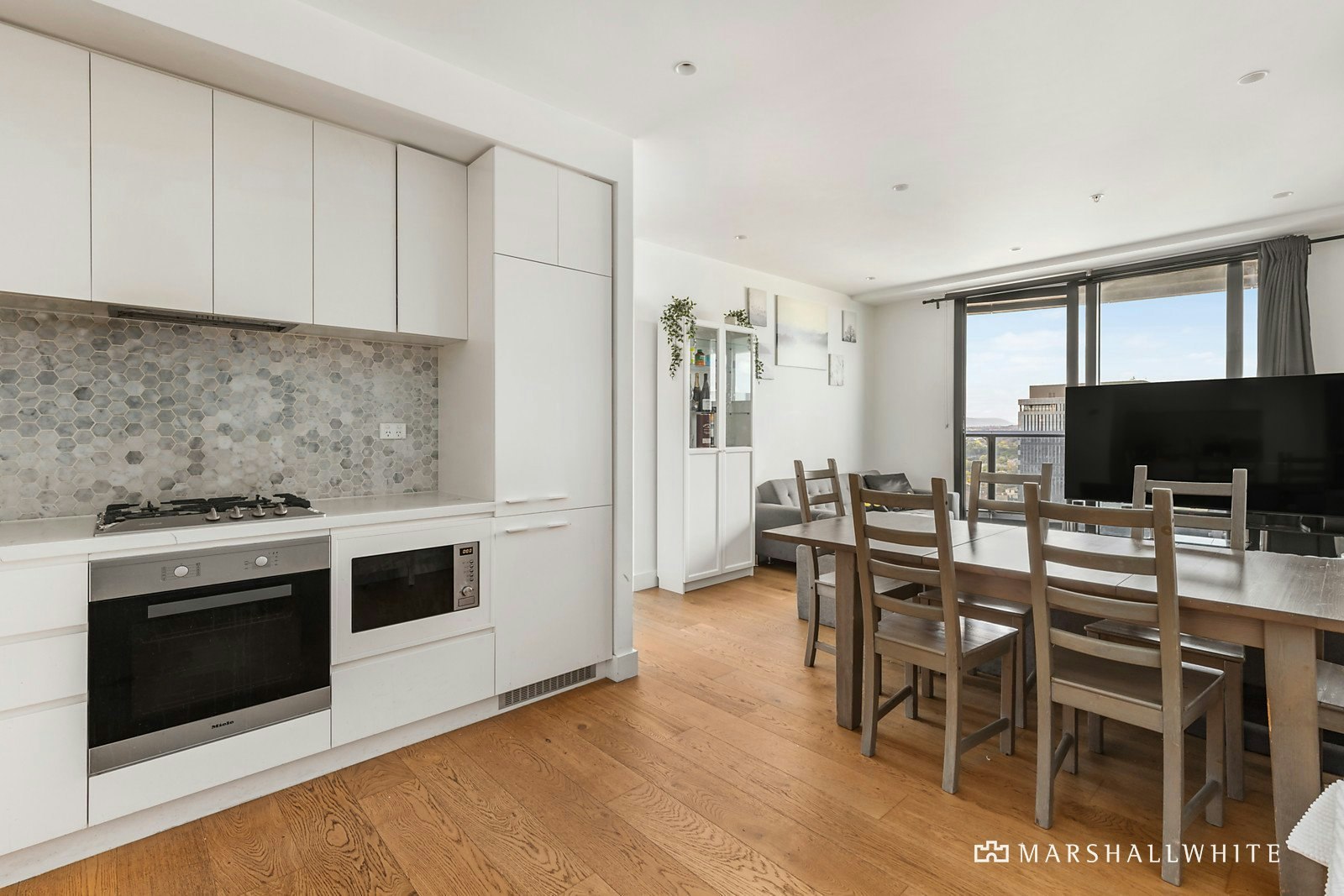 2117/850 Whitehorse Road, Box Hill, VIC