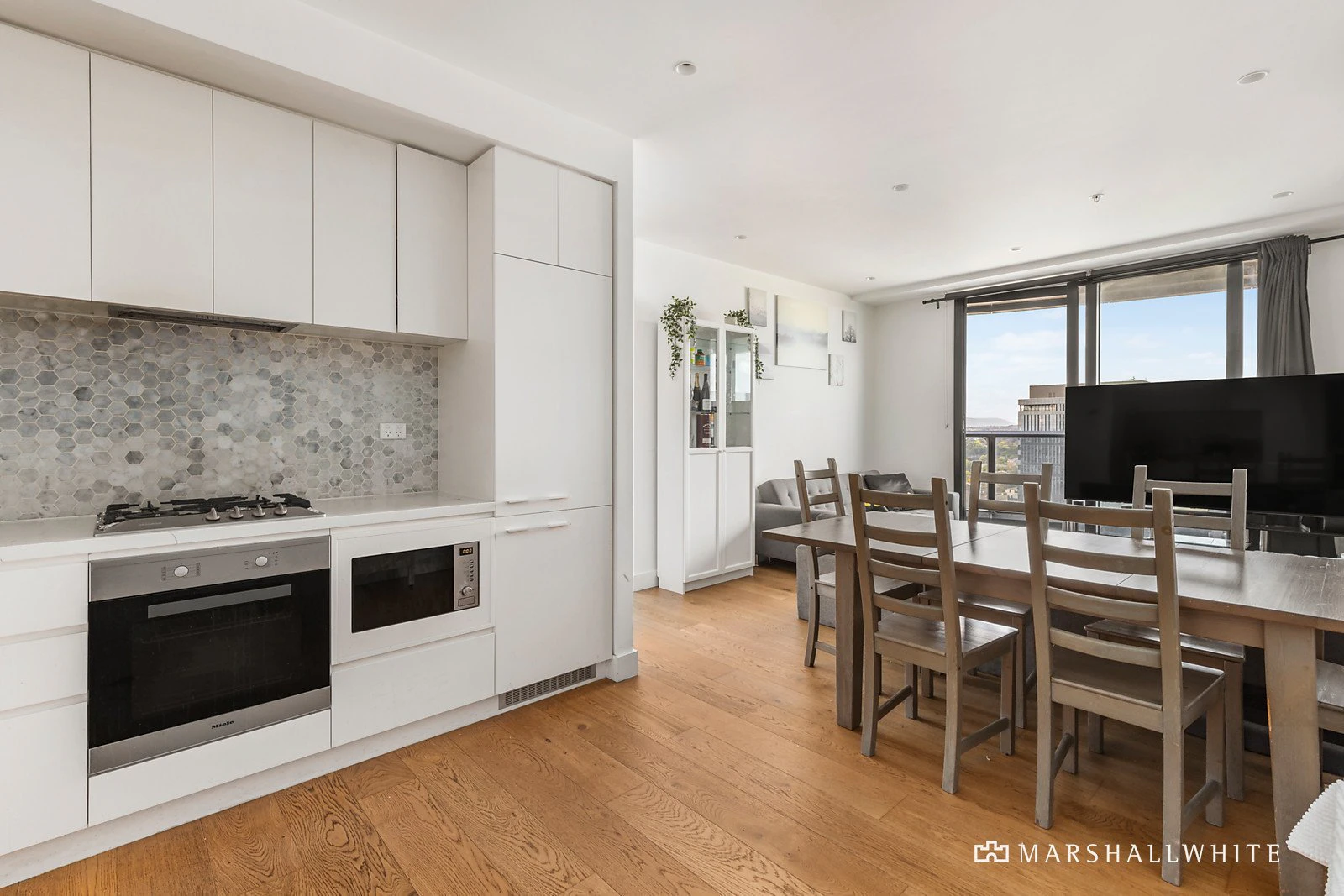 2117/850 Whitehorse Road, Box Hill, VIC