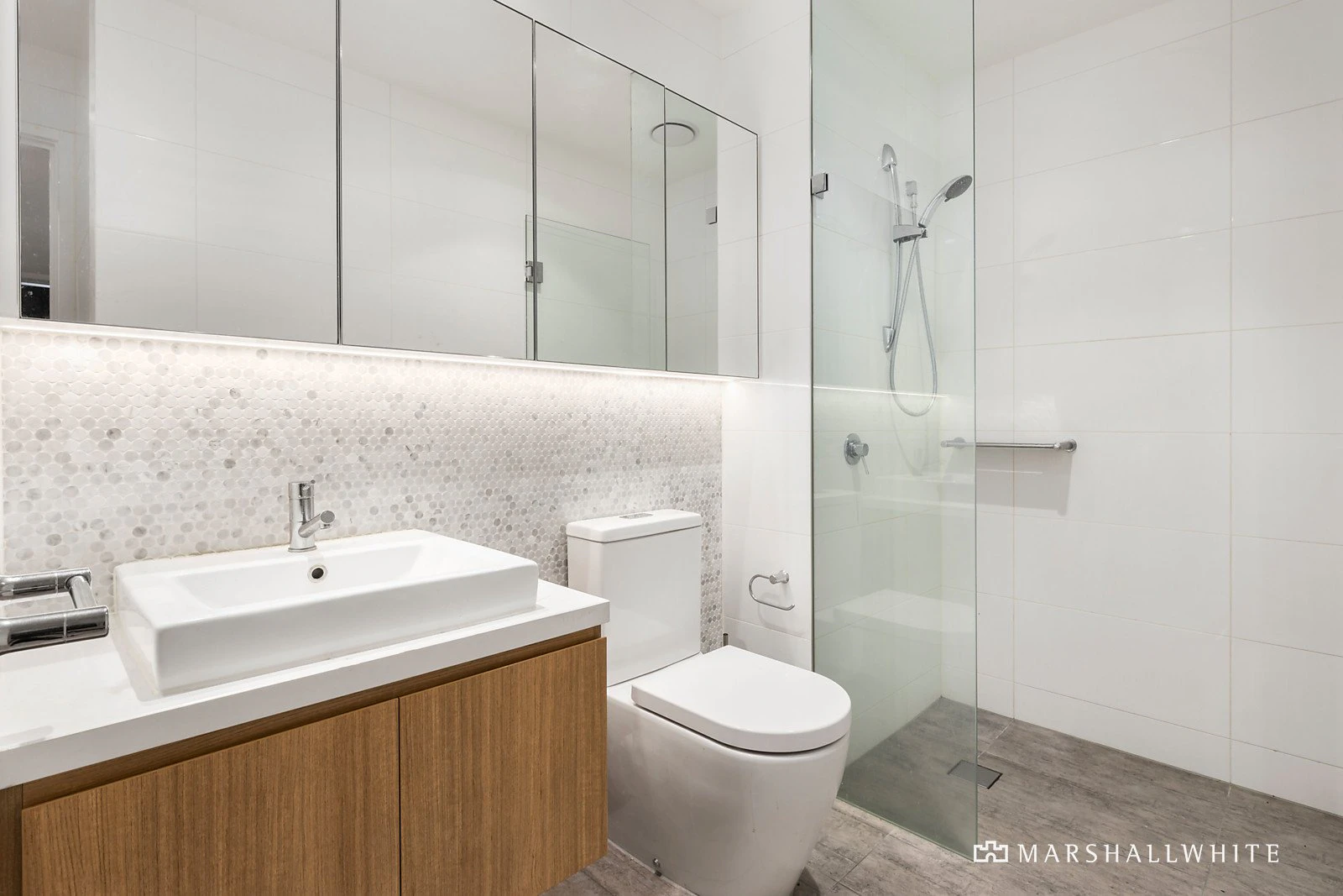 2117/850 Whitehorse Road, Box Hill, VIC