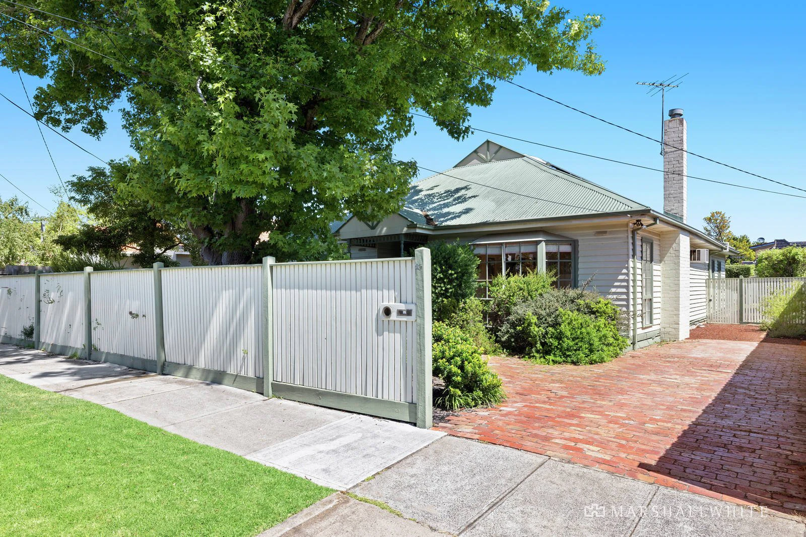 23 Sunlight Crescent, Brighton East, VIC