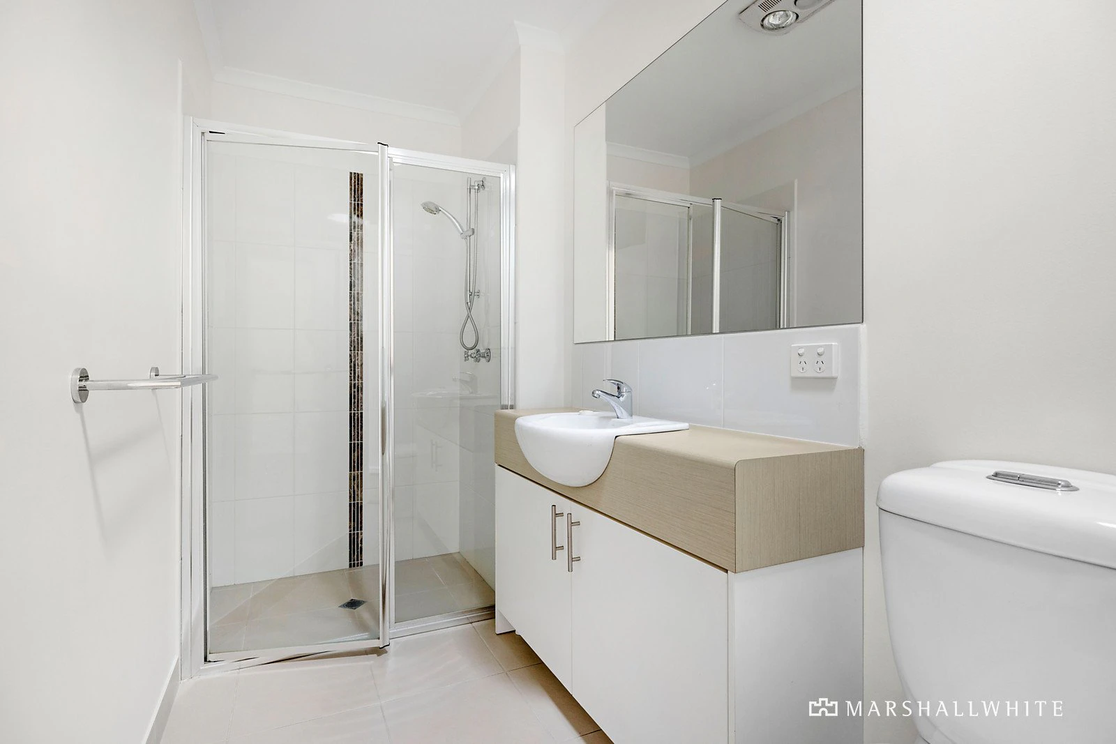 1/7 Wood Street, Mornington, VIC