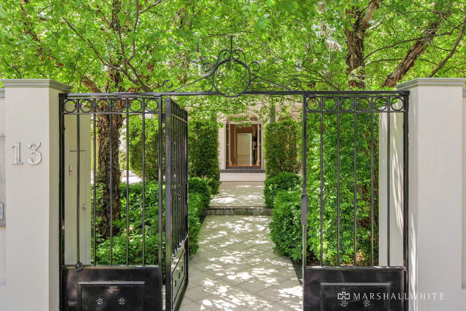 13 Park Street, Brighton, VIC