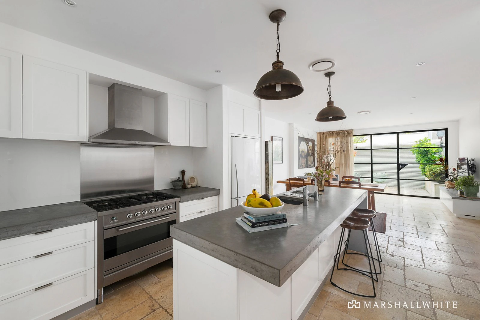 123 Napier Street, South Melbourne, VIC
