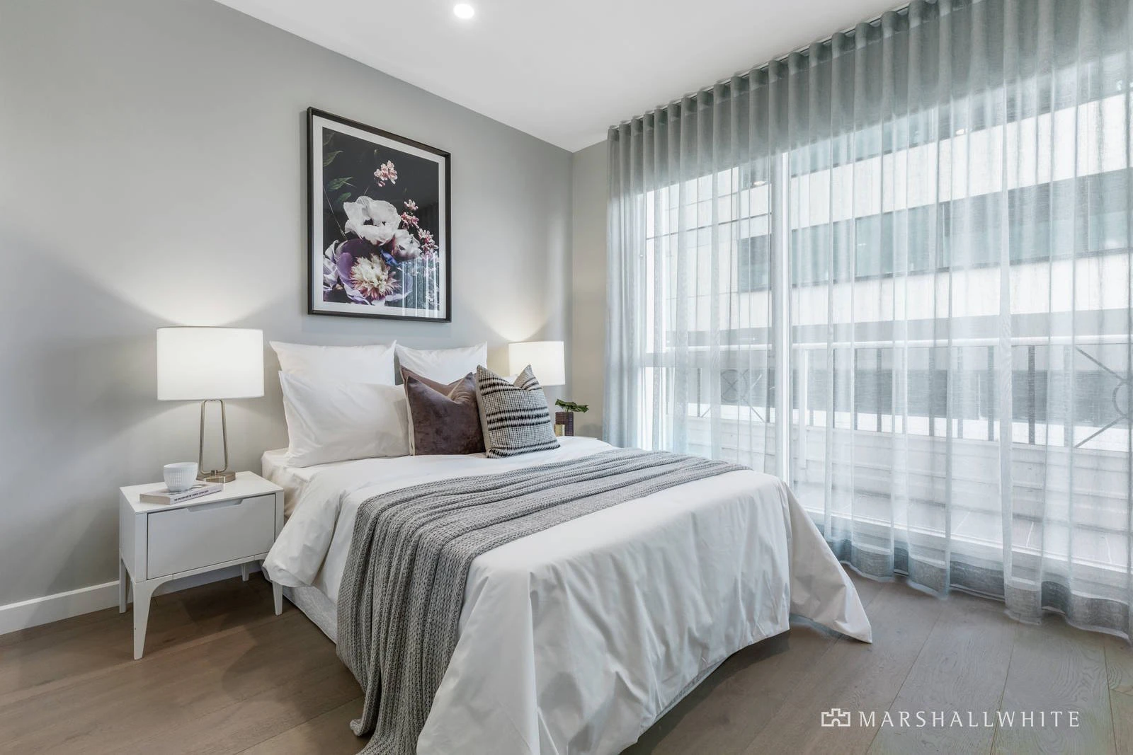 504/82 Queens Road, Melbourne, VIC