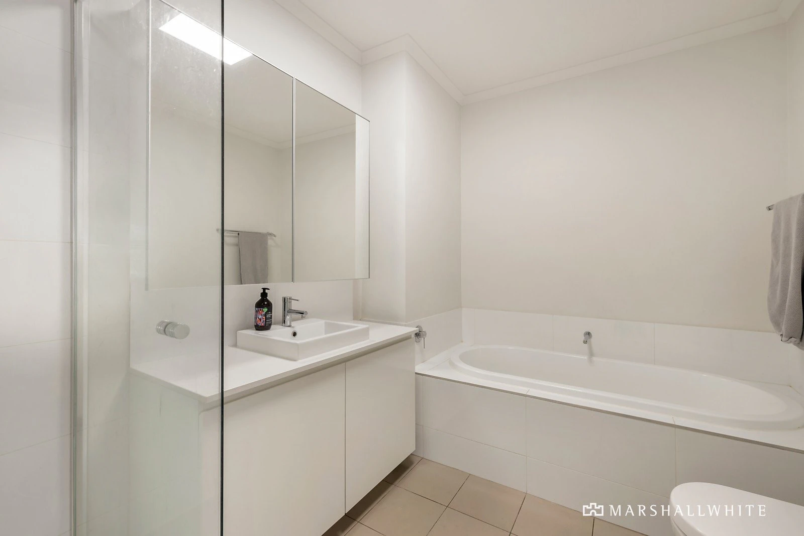 21 Sanctuary Walk, Ascot Vale, VIC