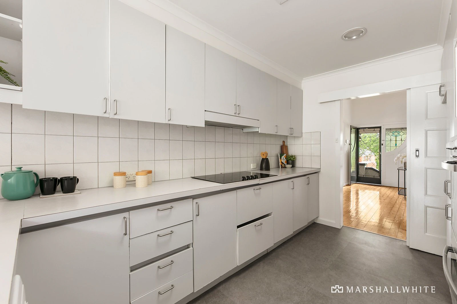 83 Valley Parade, Glen Iris, VIC