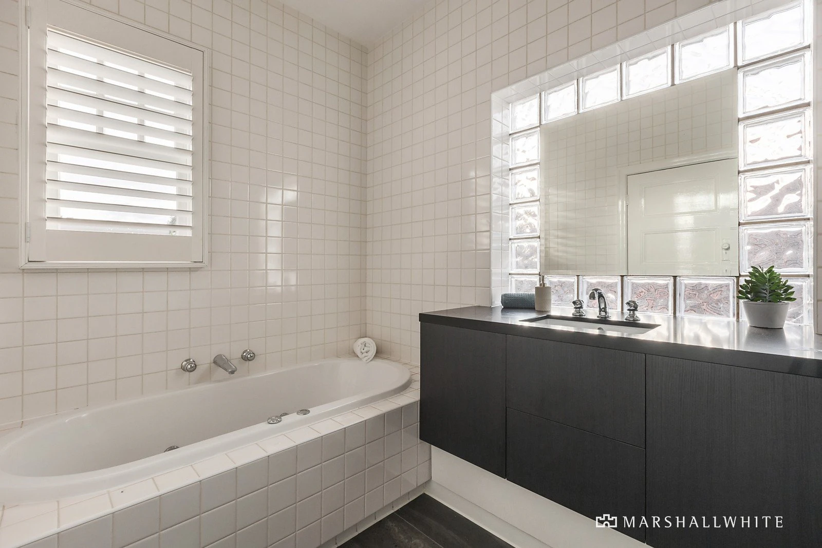 58 Head Street, Brighton, VIC