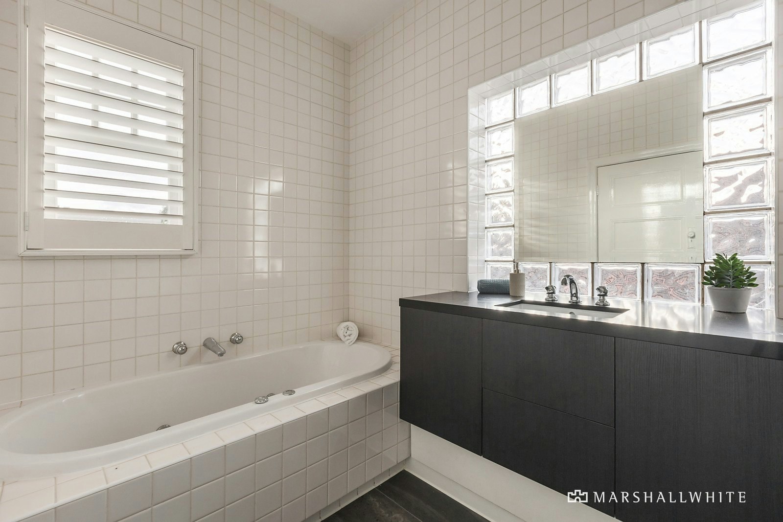 58 Head Street, Brighton, VIC