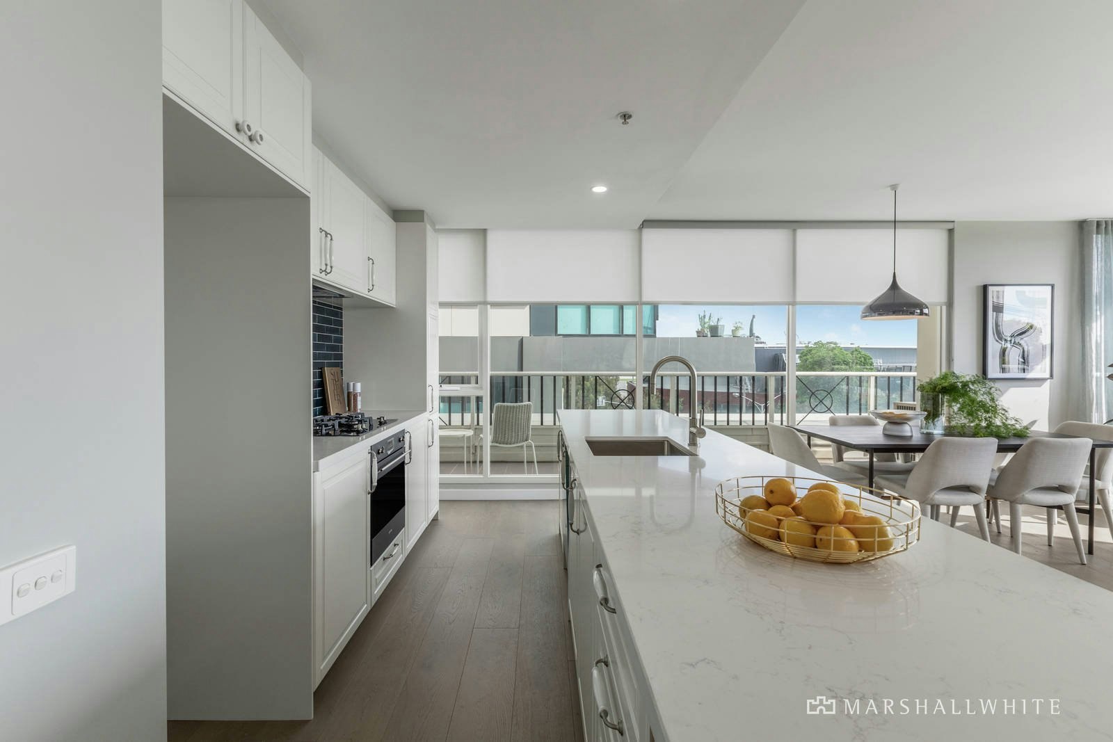 504/82 Queens Road, Melbourne, VIC