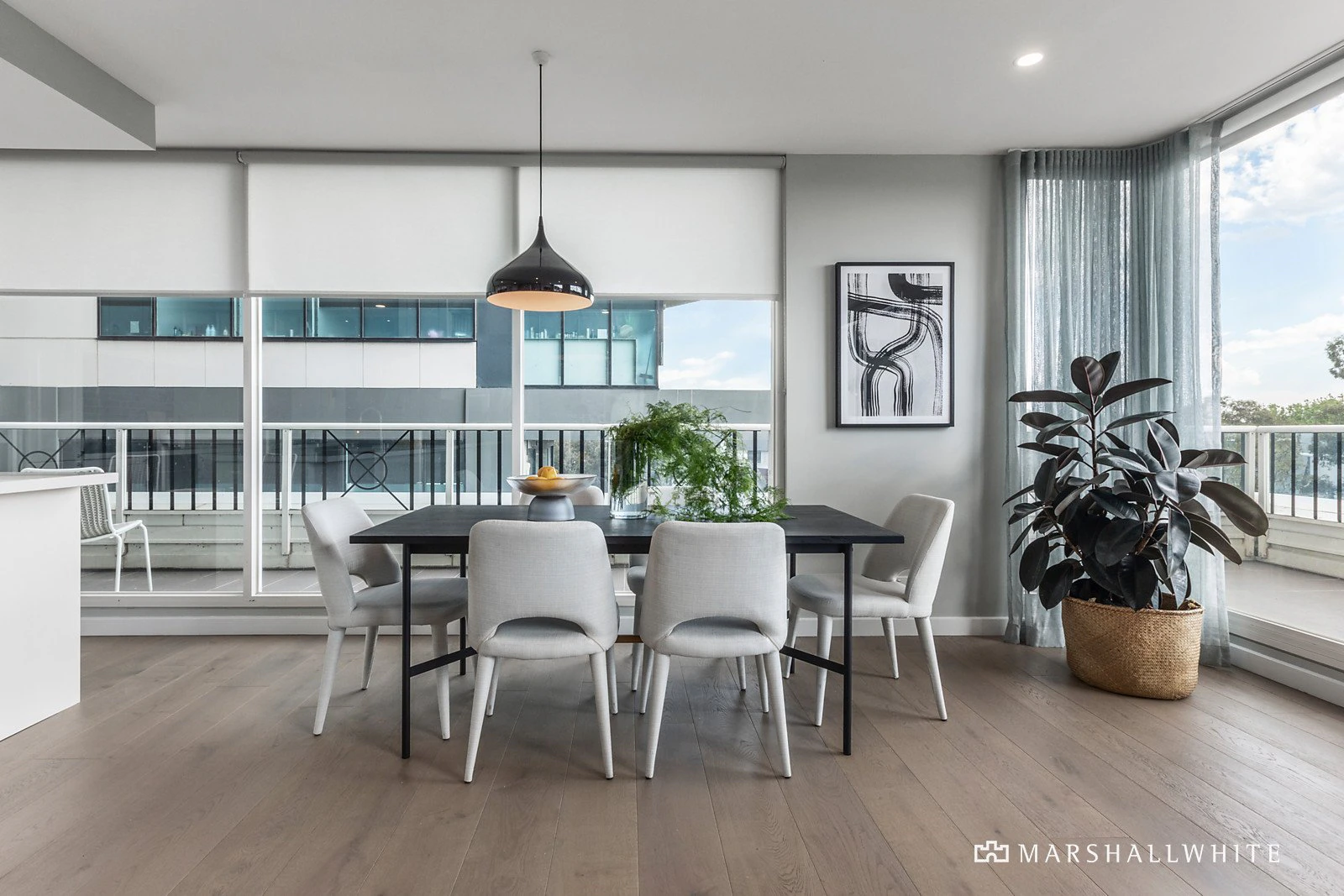 504/82 Queens Road, Melbourne, VIC