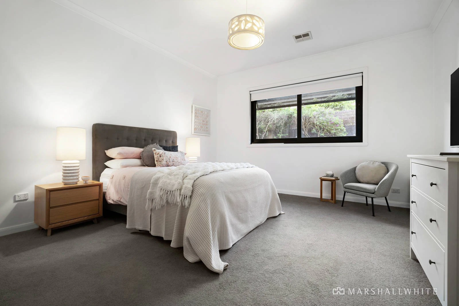 4 Closter Avenue, Ashwood, VIC