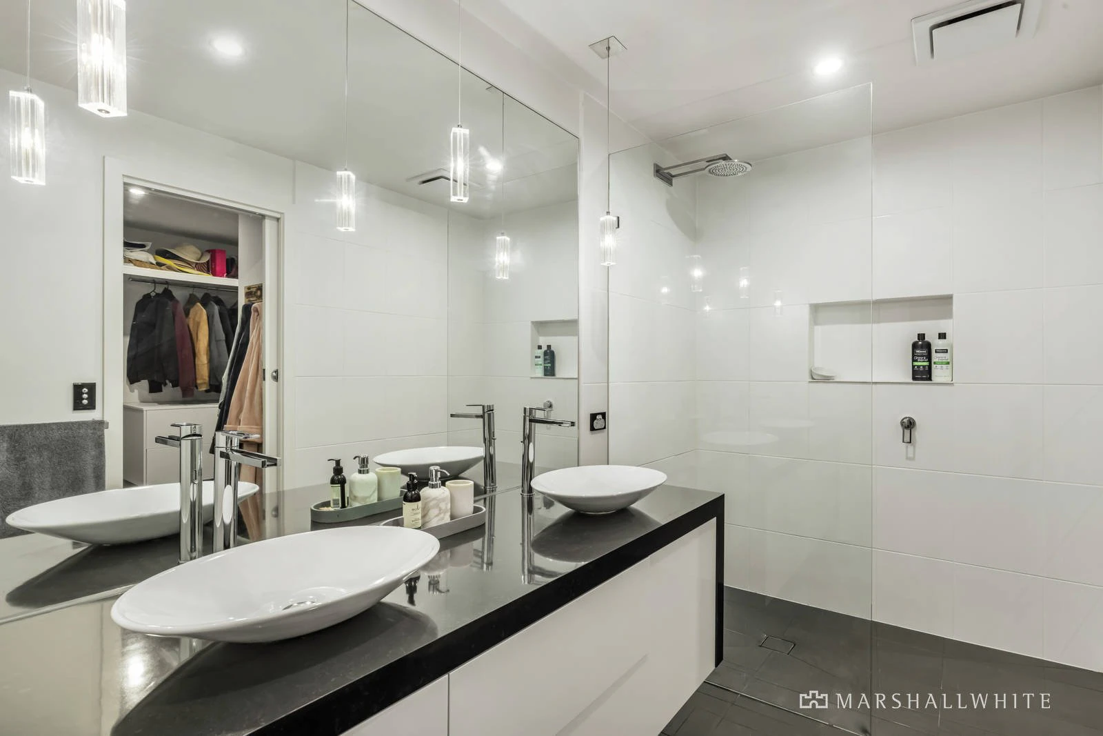 9 Paddys Lane, Park Orchards, VIC