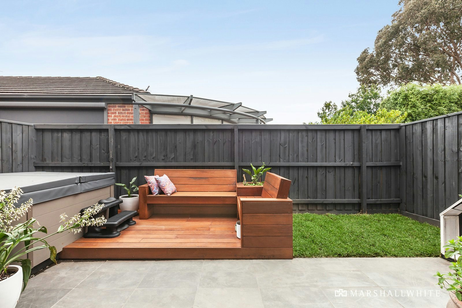 3/4 Tatong Road, Brighton East, VIC