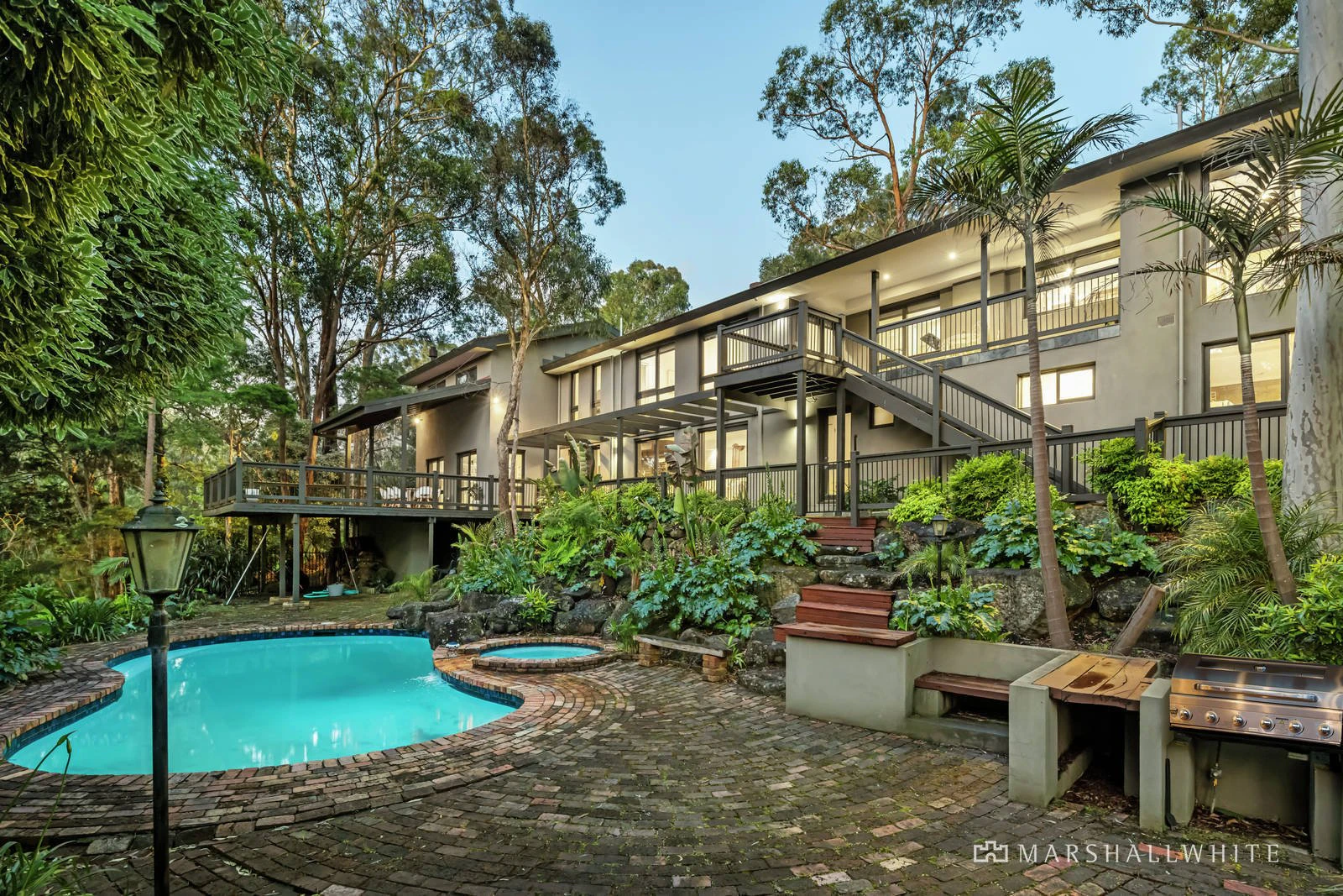 9 Paddys Lane, Park Orchards, VIC