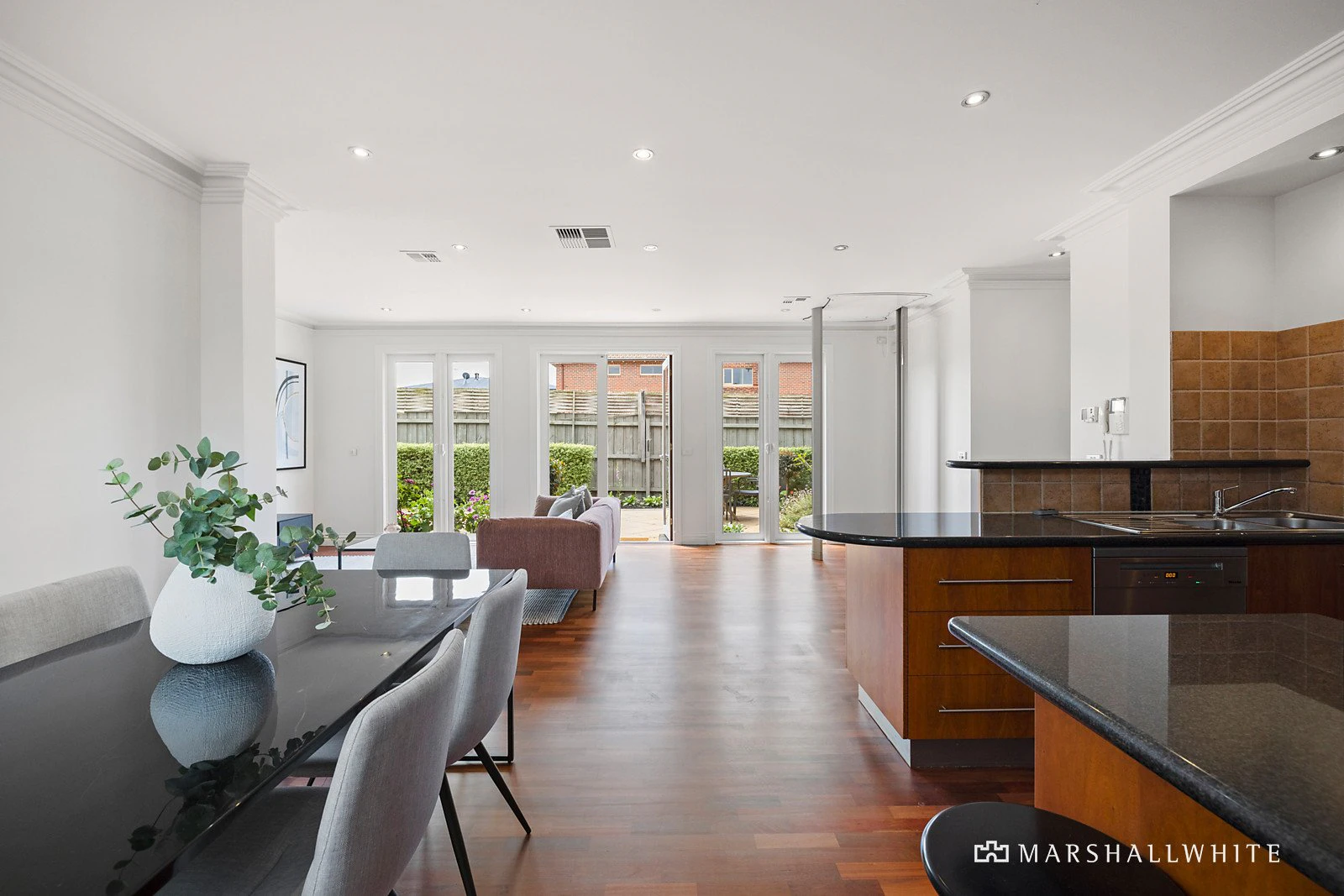 11 May Street, Hampton, VIC