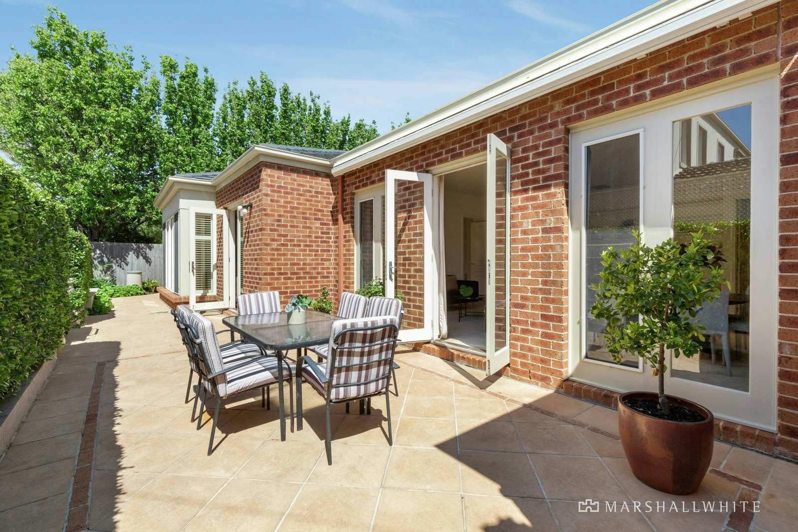 8A Hoyt Street, Hampton, VIC