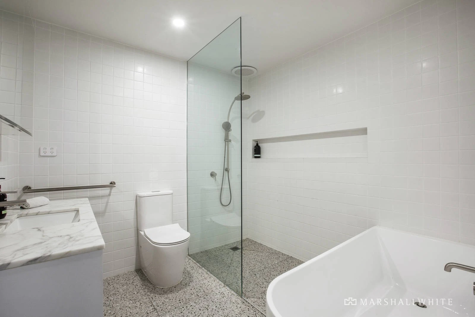 2 Stewart Street, Hawthorn East, VIC