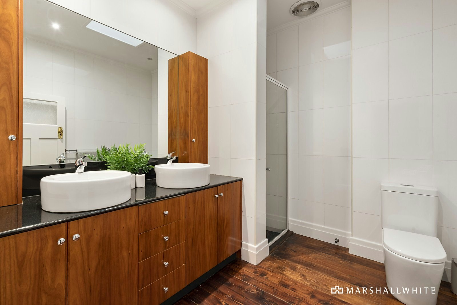 5 Middle Road, Camberwell, VIC