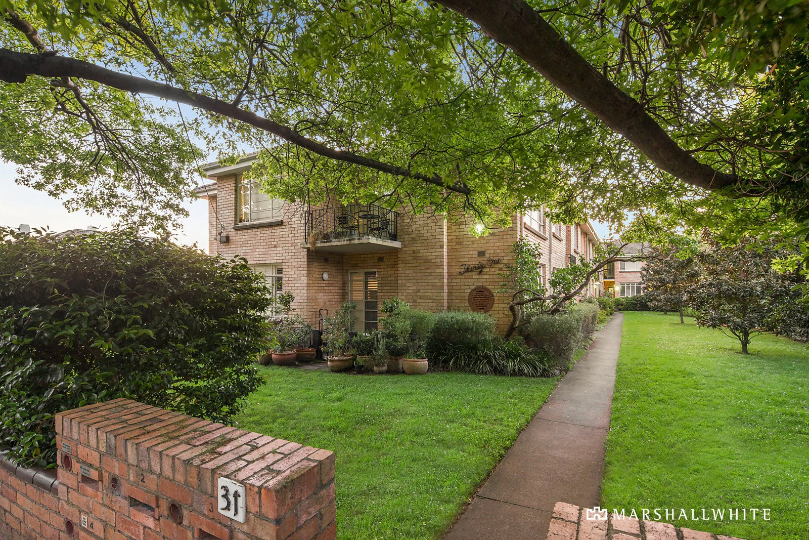 2/31 Mercer Road, Armadale, VIC