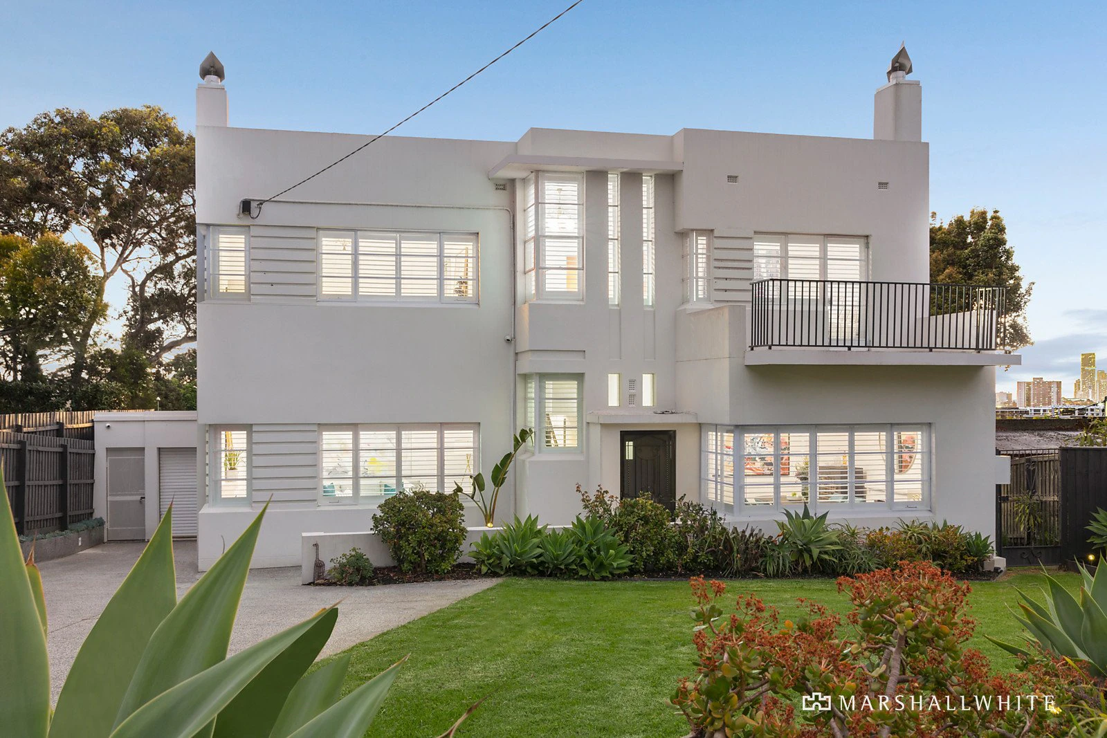 12 Hyton Crescent, Kew, VIC