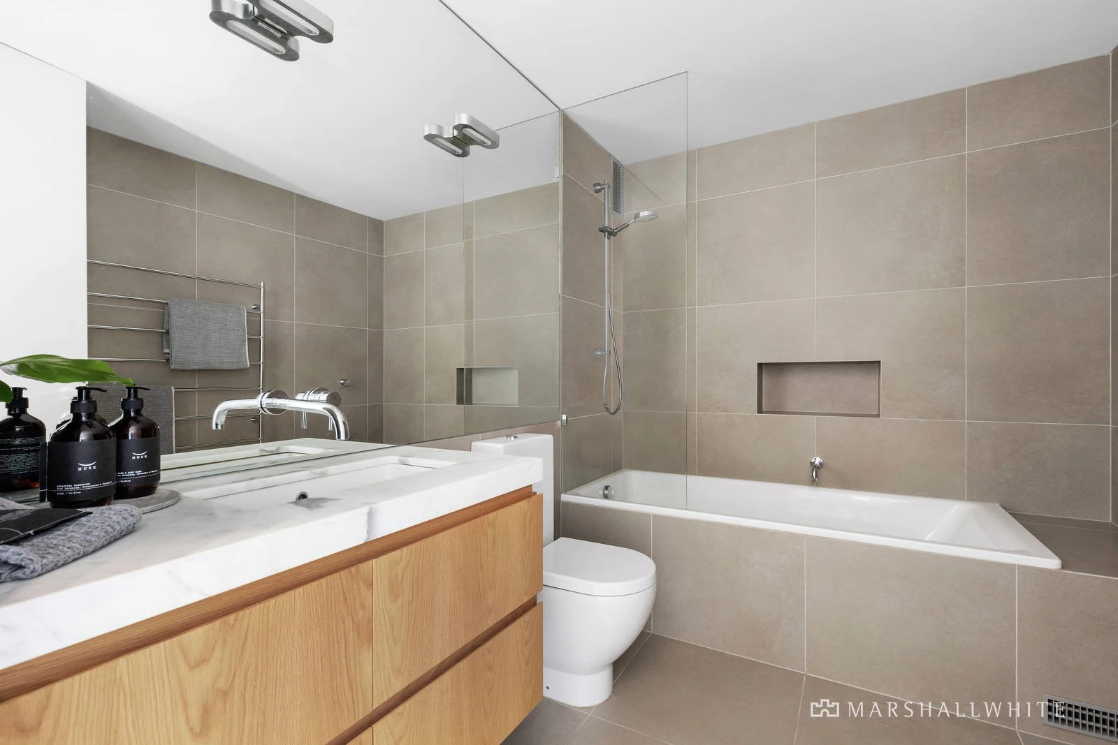 13 Arthur Street, Caulfield North, VIC