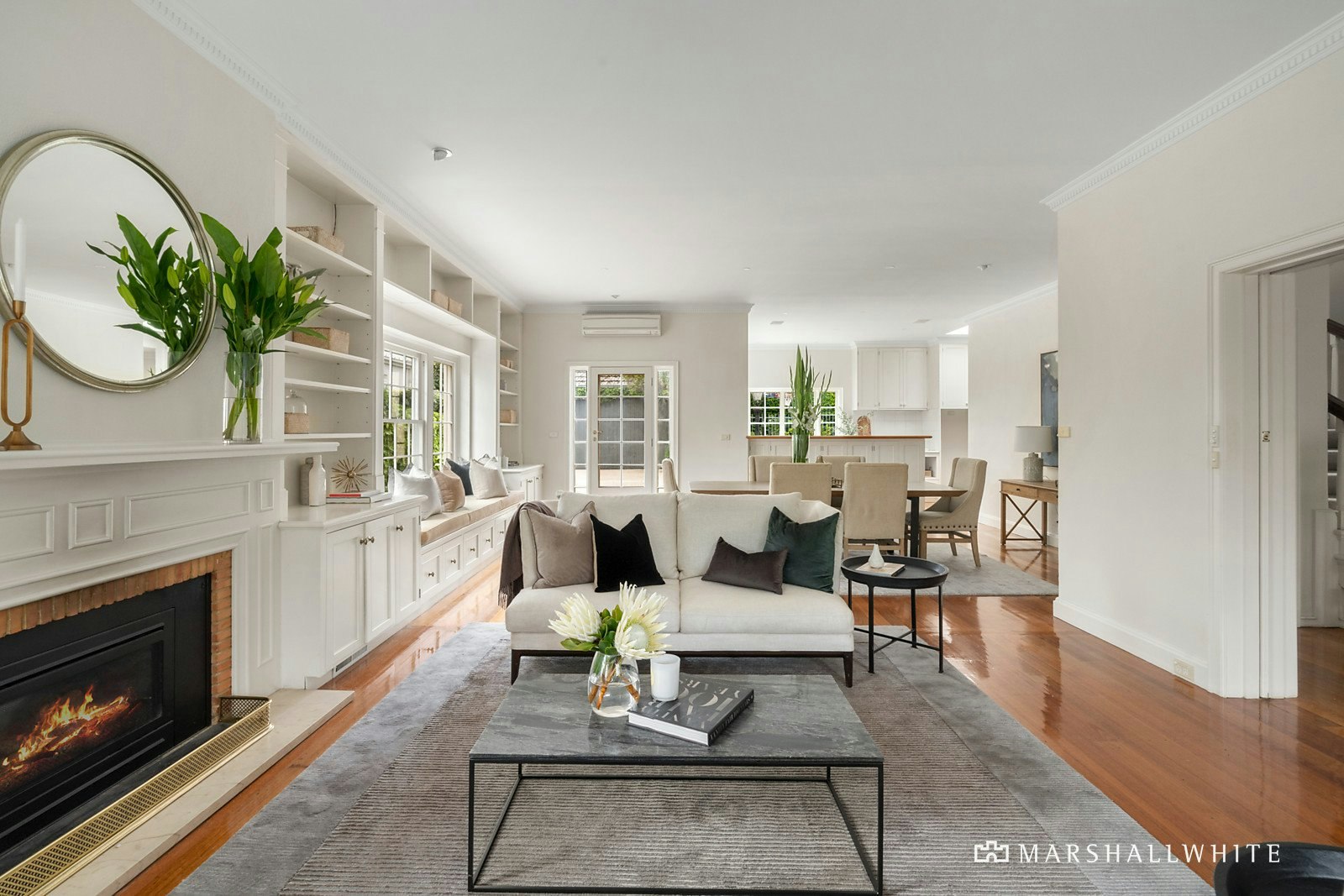 4 Grosvenor Court, Toorak, VIC