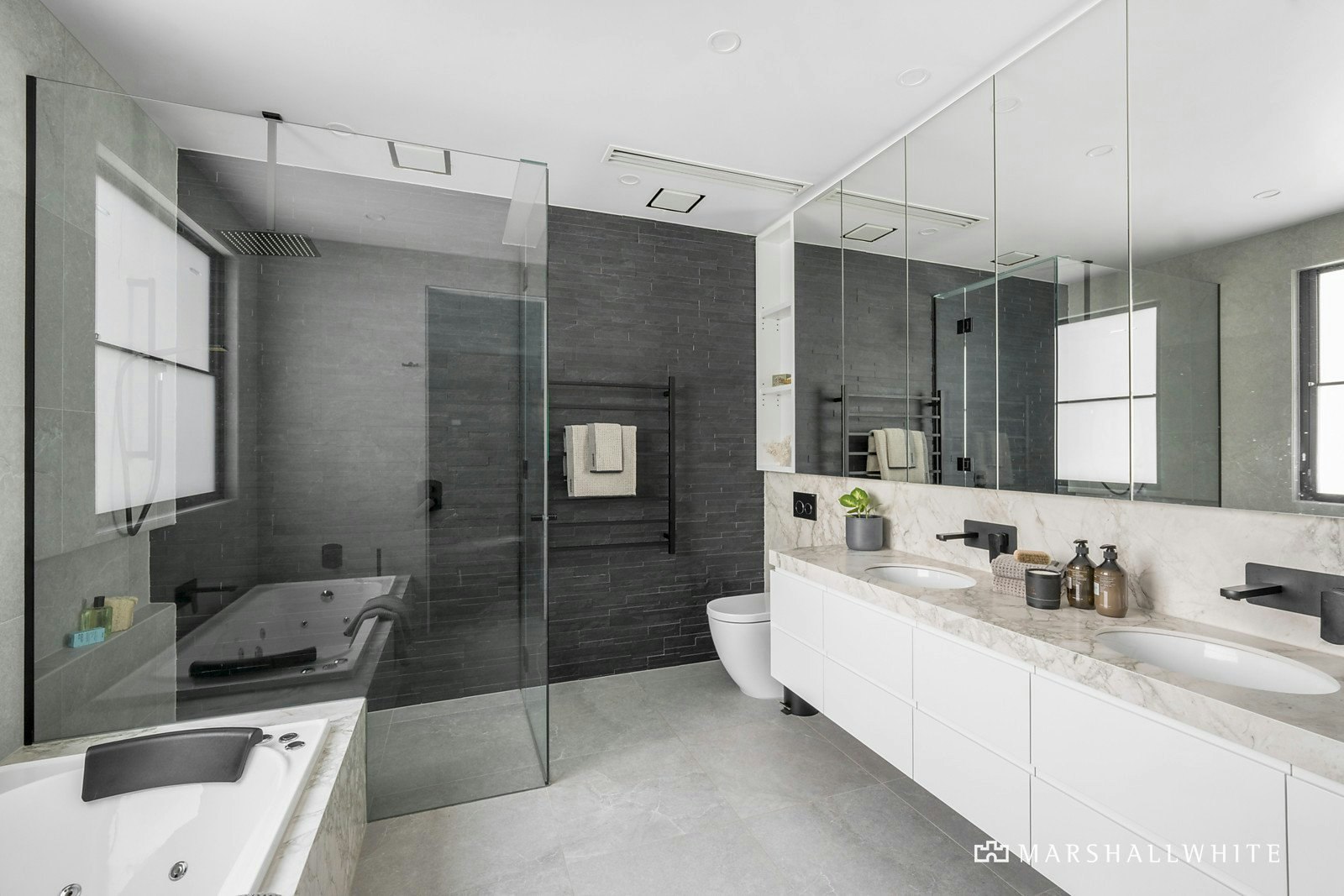 20 Denham Place, Toorak, VIC