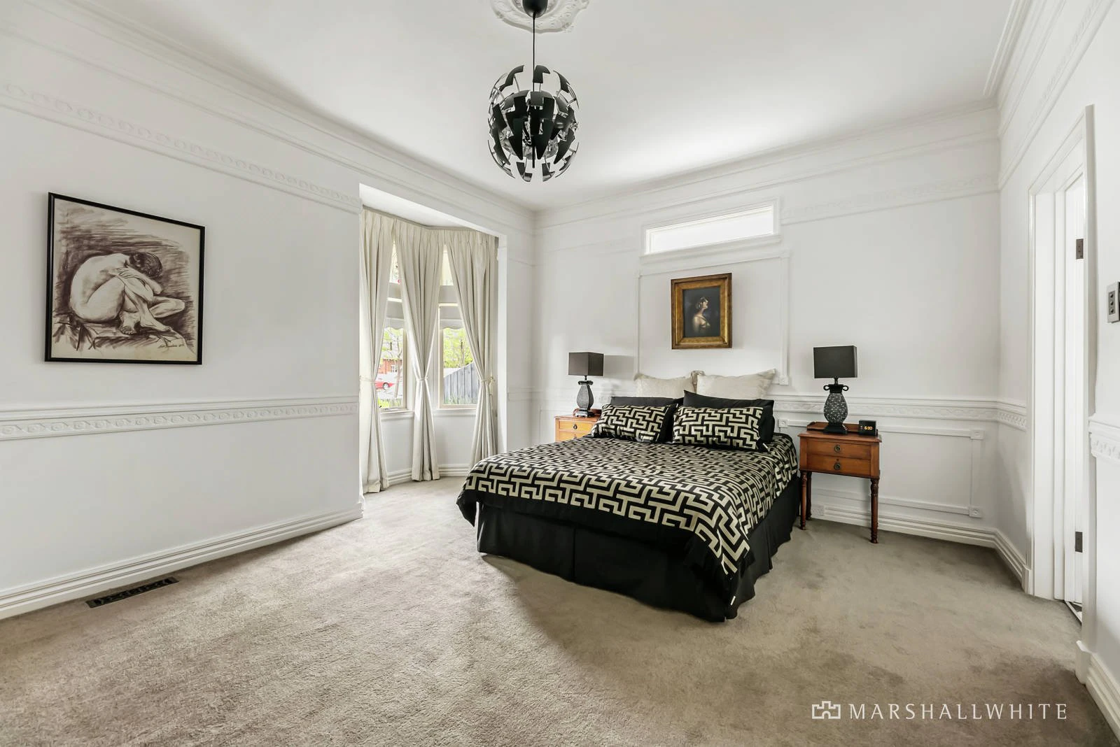 8 Wanawong Crescent, Camberwell, VIC