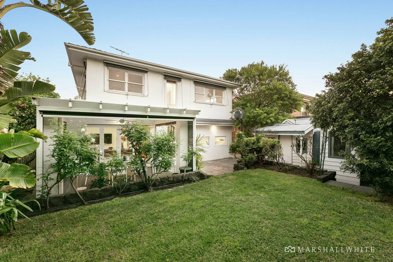 7 Bretonneux Square, Malvern East, VIC