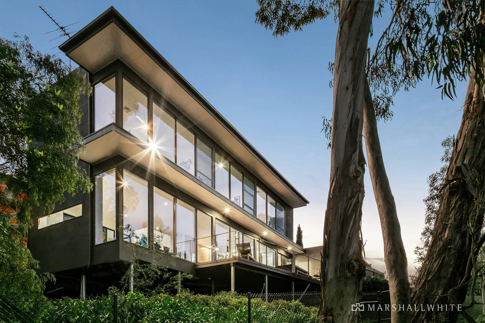 18 Thornbury Crescent, Malvern East, VIC