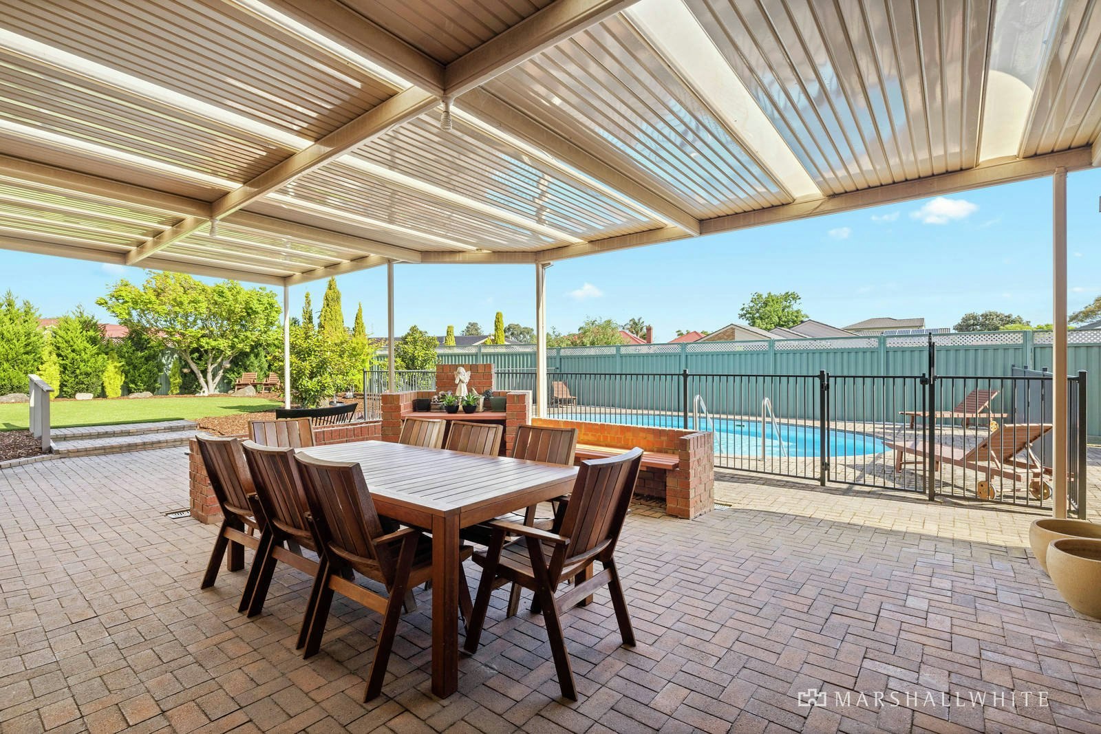 12 Moorhead Avenue, Mornington, VIC